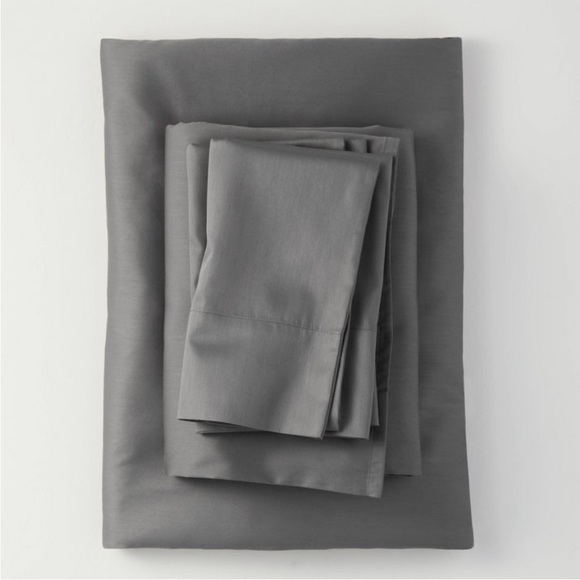Casaluna Other - Casaluna 300 Thread Count Temperature Regulating Solid Sheet Set FULL DARK GRAY